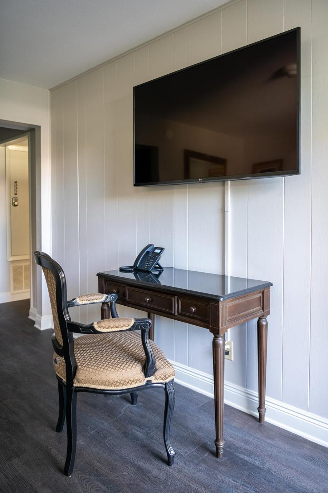 French Quarter Suites Hotel New Orleans Esterno foto